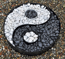 Beetumrandung "Yin und Yang"